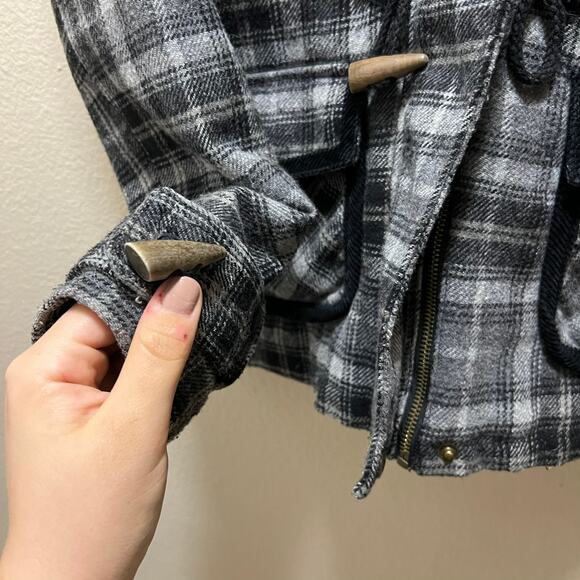 Billabong Coat Black Gray Plaid Wool Blend Faux Fur Hooded Jacket Sz S - Picture 6 of 12